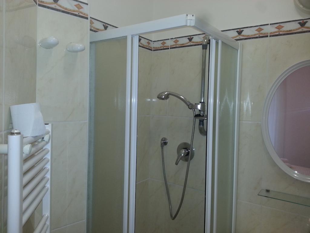 Hotel Prestige Rimini Phòng bức ảnh